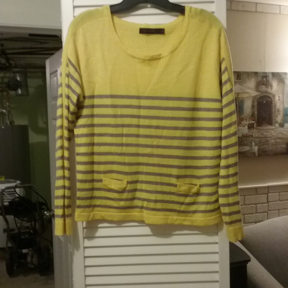 Yellow and gray light weight sweater